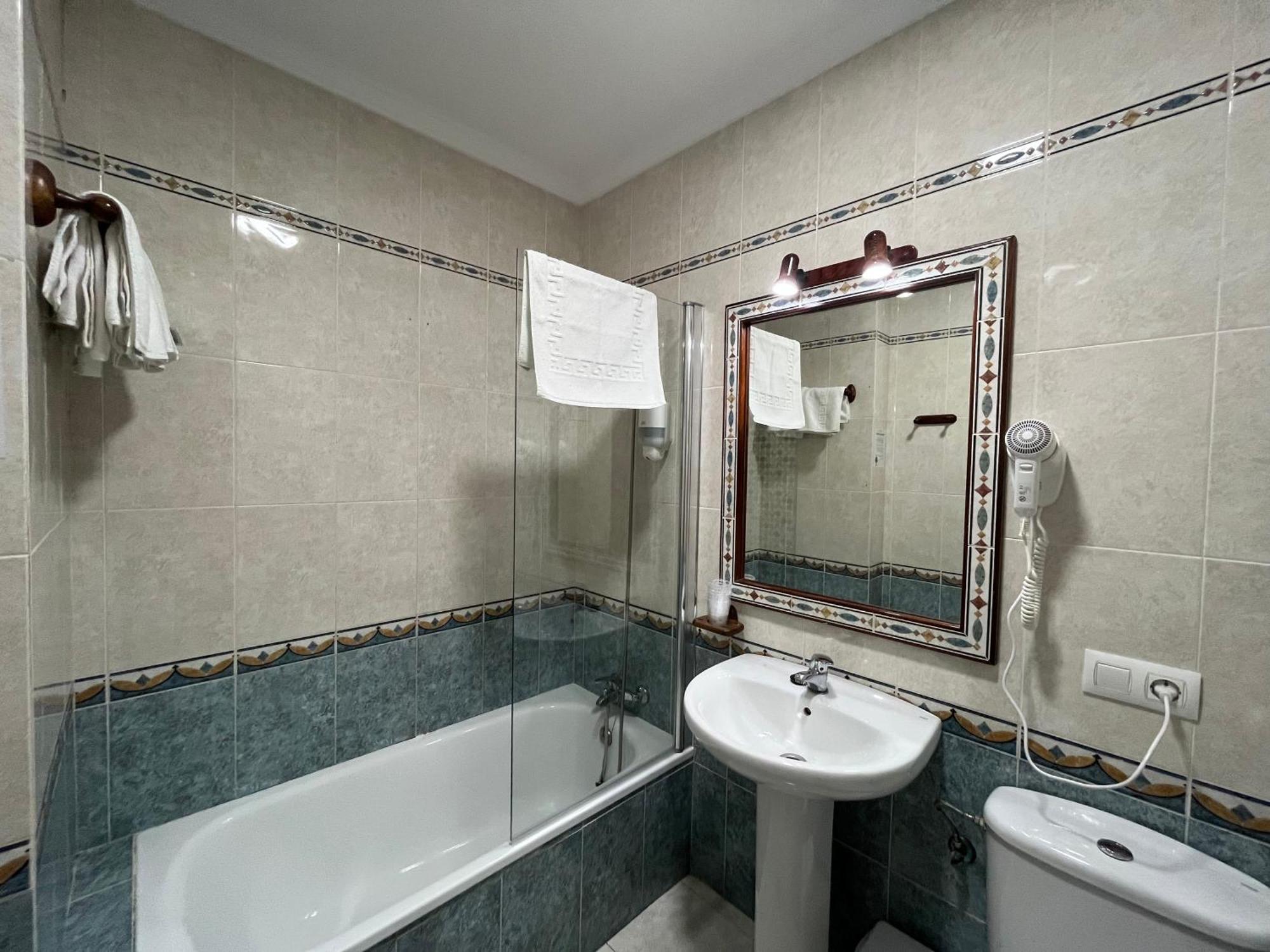 Hostel Conil Conil De La Frontera Zewnętrze zdjęcie